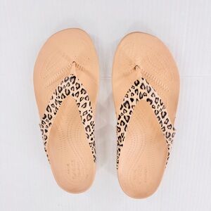 Crocs Ionic Leopard Print Slippers SIZE 8